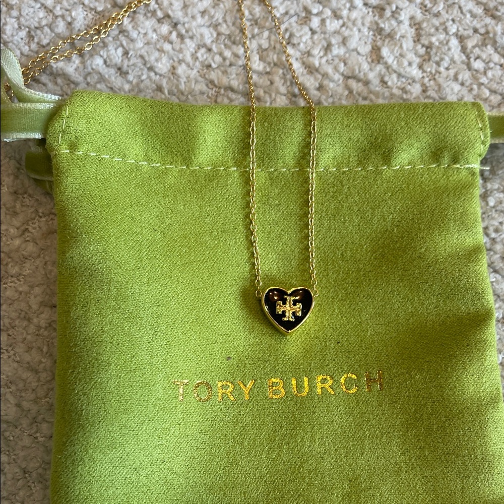 NWOT Tory Burch Black and Gold Logo Heart Necklace
